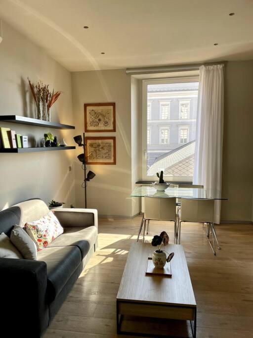 Appartement Overlooking The Porto Antico Of